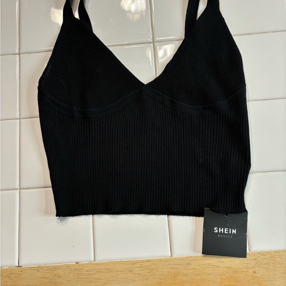 SHEIN Black Ribbed Tank Top with Spaghetti Straps
